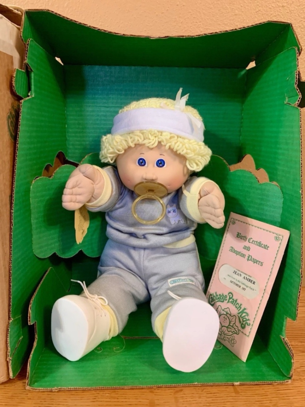 Vintage Cabbage Patch Kids Doll In Box W Pacifier Girl With Long Lemon Loops